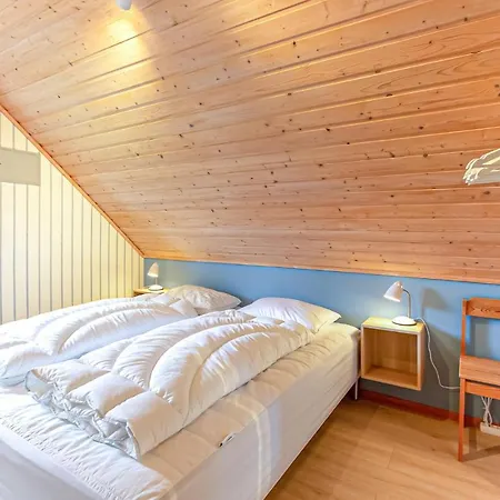 Dom wakacyjny In With 5 Bedrooms And Wifi *